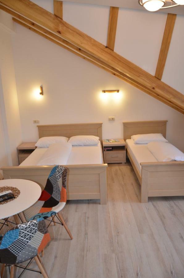 Max Apartment โคลาชิน ภายนอก รูปภาพ